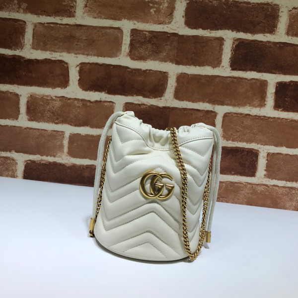 G*u*i gg marmont mini bucket bag