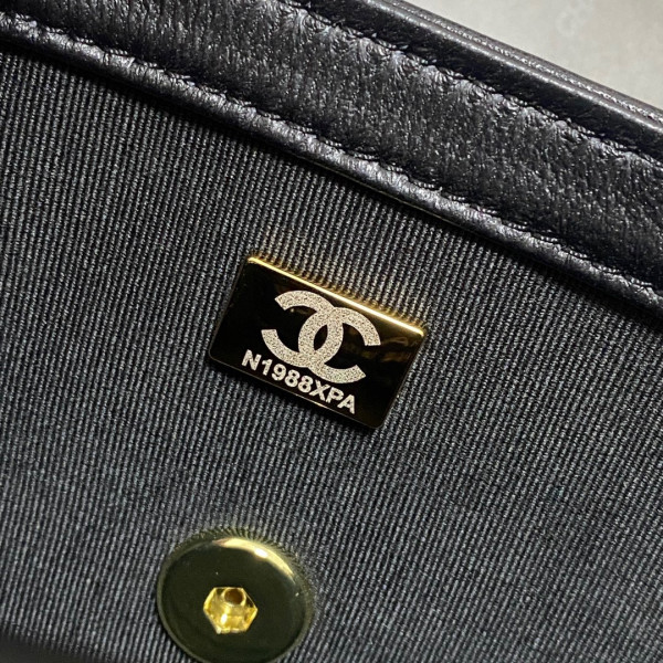 CL FLAP BAG