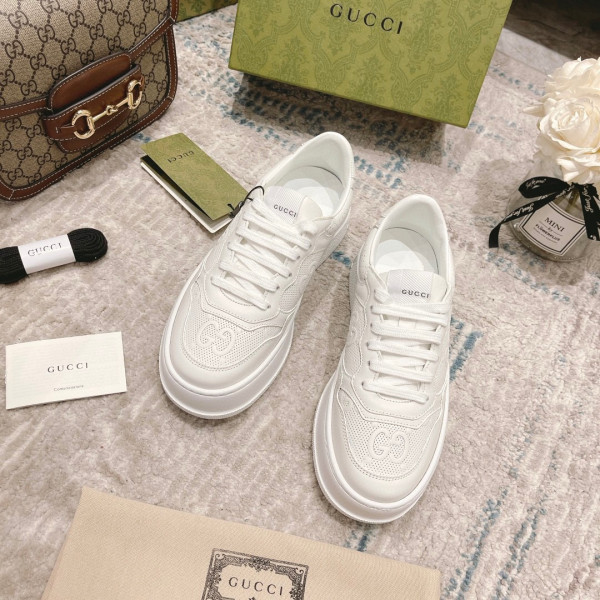 G*u*i sneaker with web