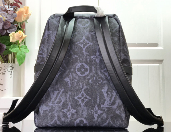 l**is V*t*n discovery backpack pm