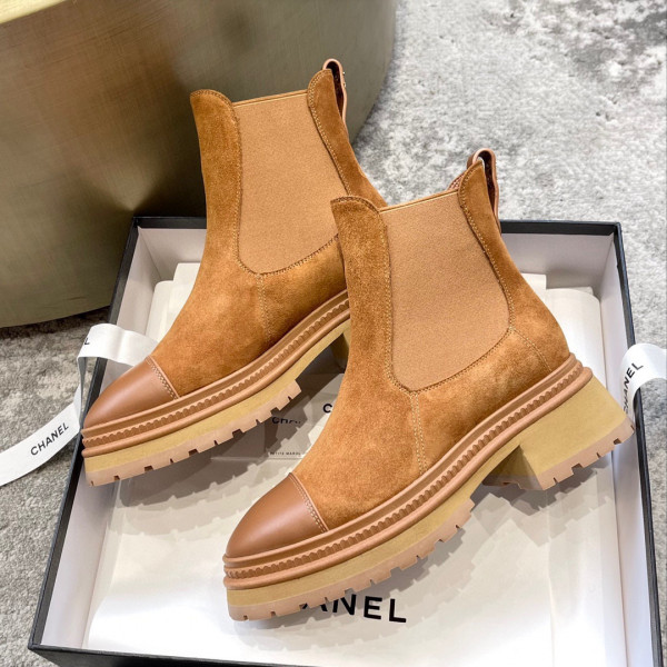 CL ANKLE BOOTS