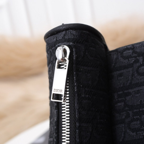 D*or saddle bag