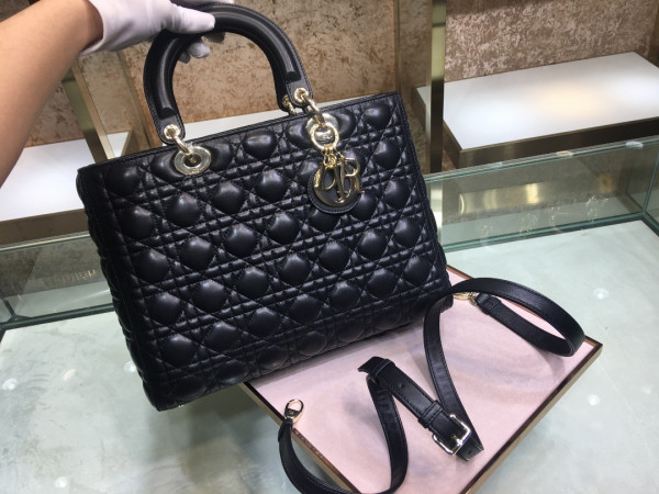 large lady D*or bag