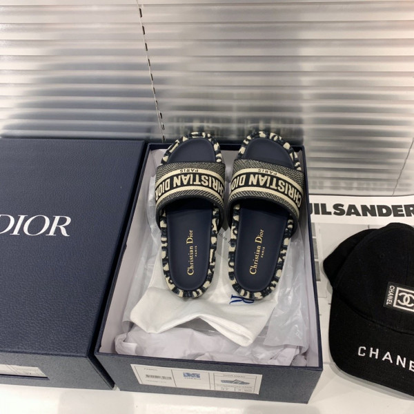 D*or dway wedge slide