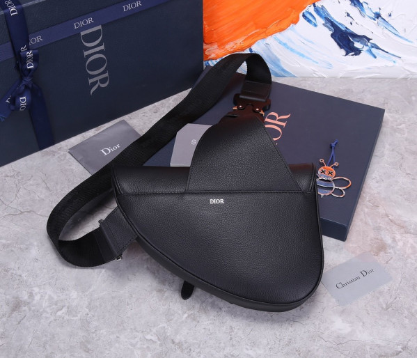 D*or saddle bag