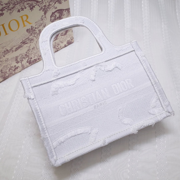 mini D*or book tote