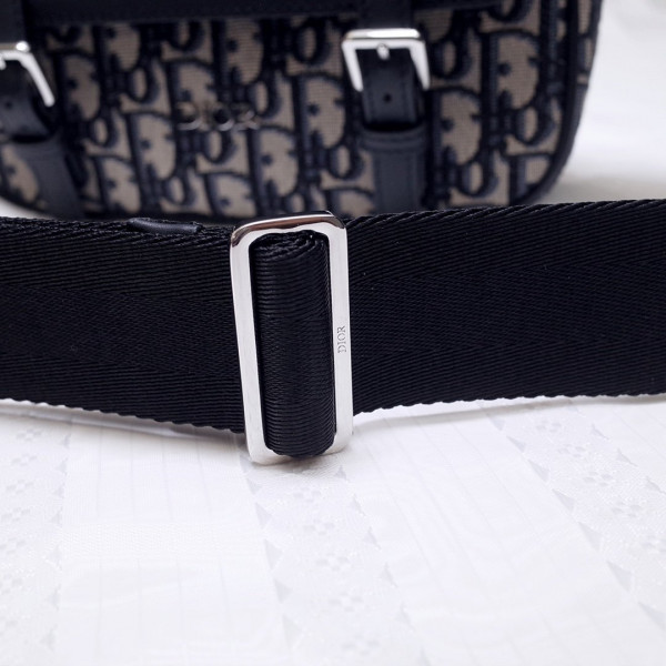 D*or camp bag