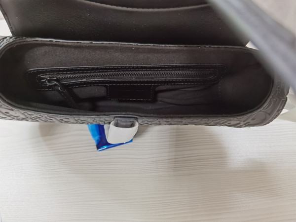 D*or saddle bag