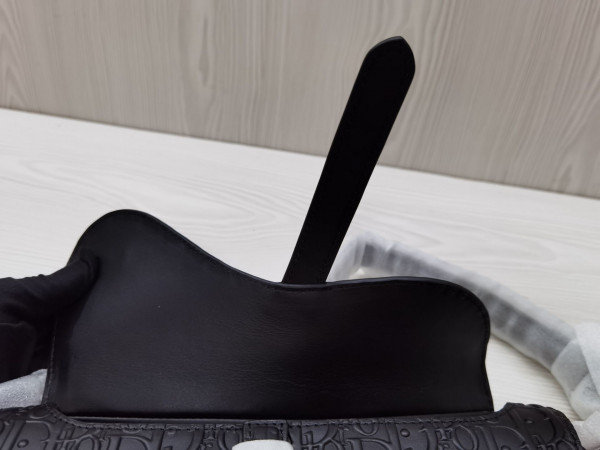 D*or saddle bag