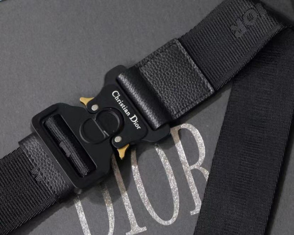 D*or saddle bag