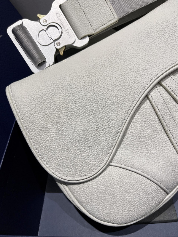D*or saddle bag