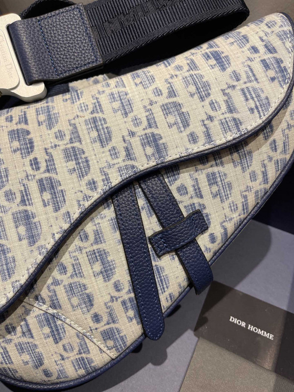 D*or saddle bag