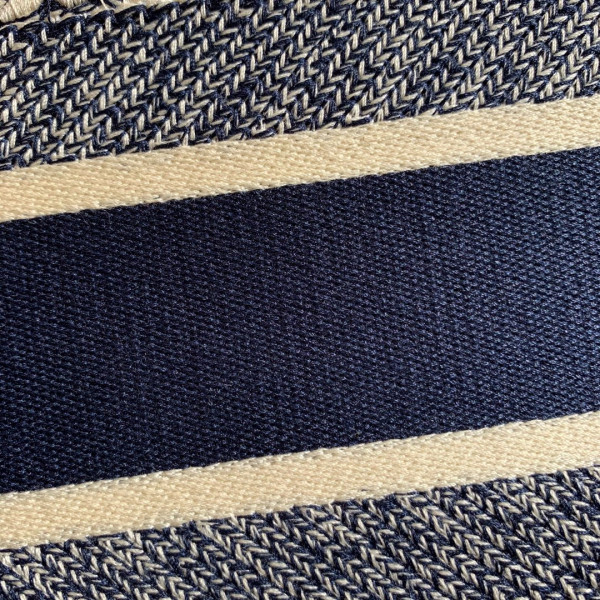 medium D*or book tote