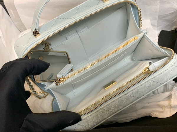 CL VANITY CASE