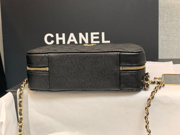 CL VANITY CASE