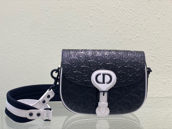 D*or bobby bag medium