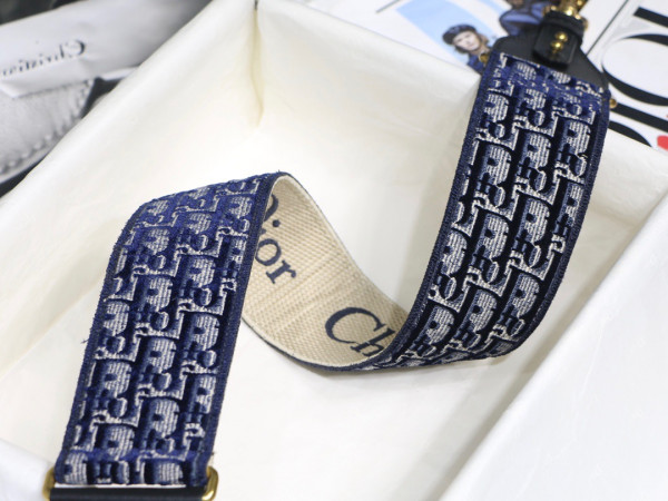 D*or oblique strap in valvet