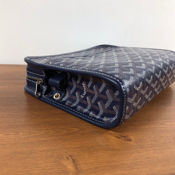 Go*ard toiletry bag