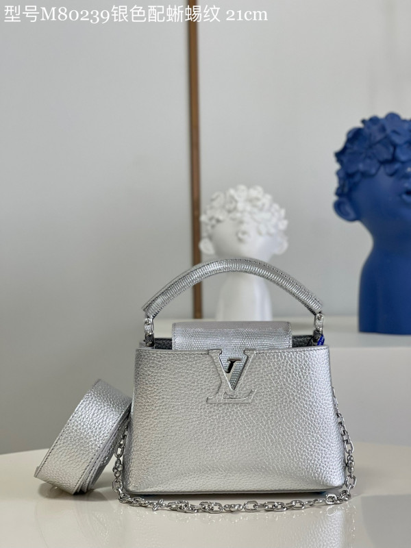 l**is V*t*n capucines mini