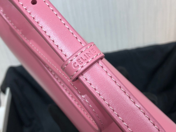 Ce**e triomphe shoulder bag