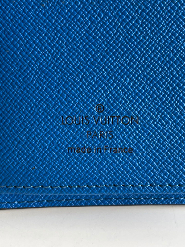 l**is V*t*n brazza wallet