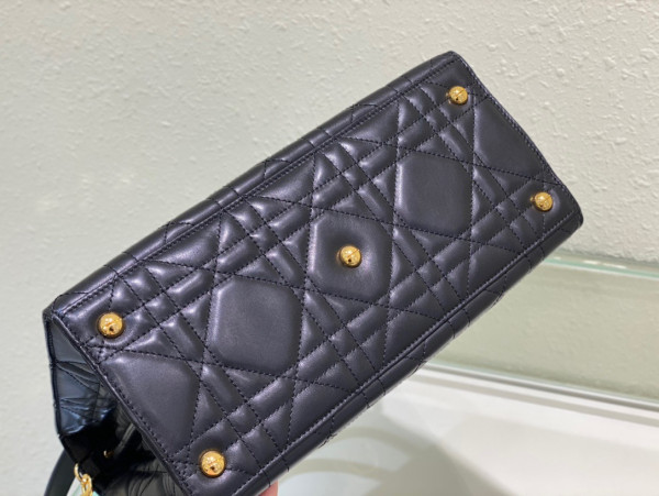 D*or large st honorÉ tote