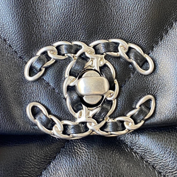CL 19 FLAP BAG