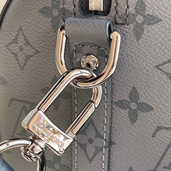 l**is V*t*n city keepall