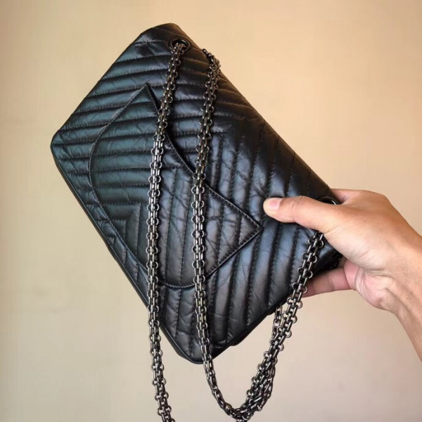 CL Flap Bag 28cm
