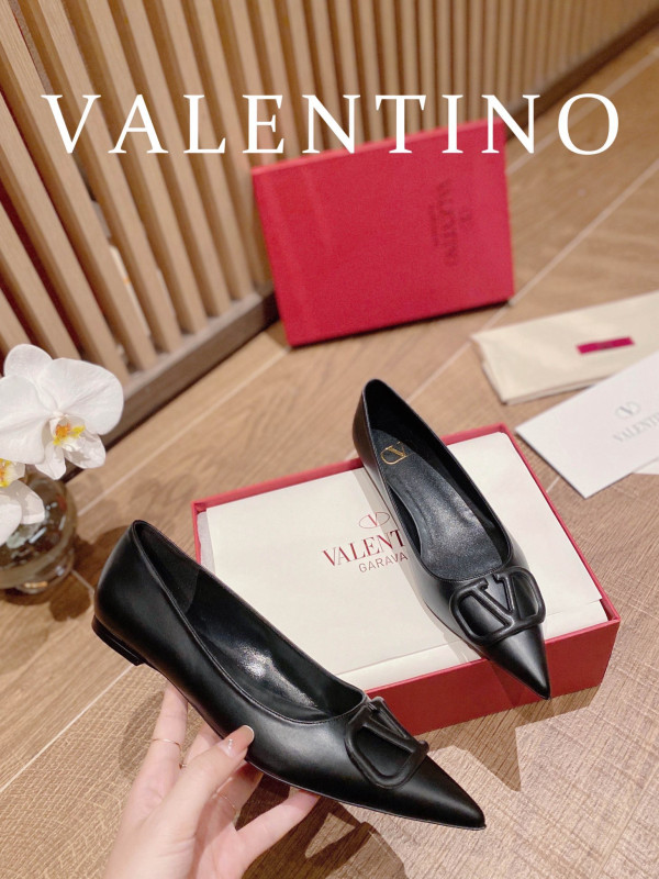 VALENTINO FLAT
