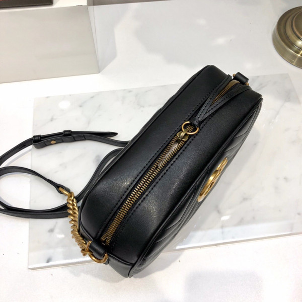 G*u*i gg marmont small matelassé shoulder bag