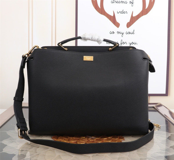F**di peekaboo tote-38-16-33cm