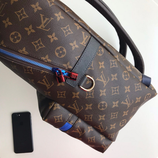 l**is V*t*n backpack