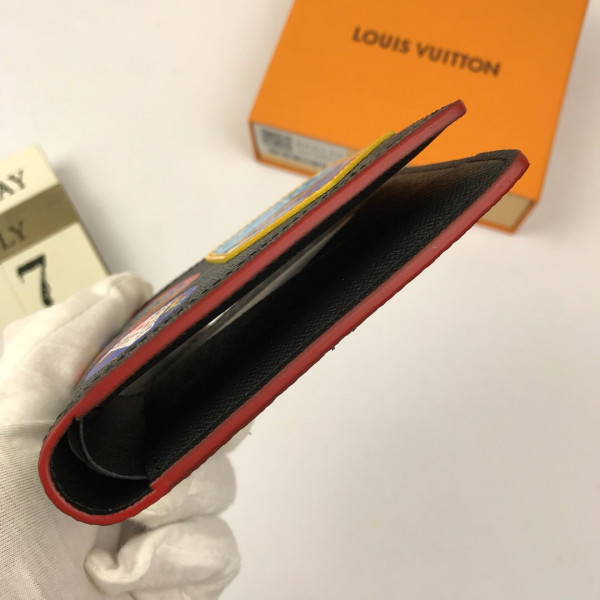 l**is V*t*n multiple wallet