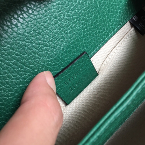 G*u*i bamboo bag