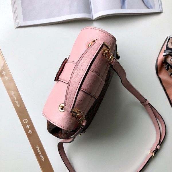 l**is V*t*n backpack clapton
