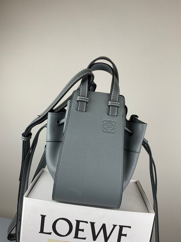 LOEWE HAMMOCK