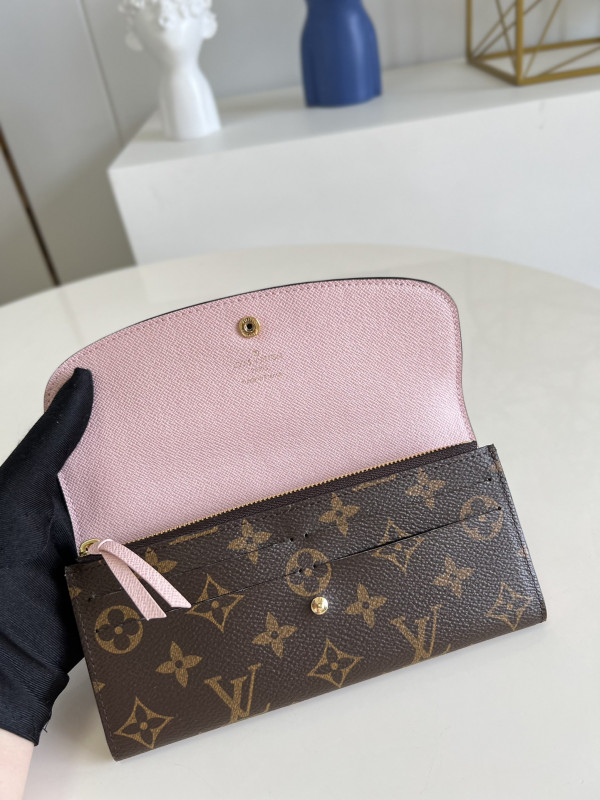 l**is V*t*n emilie wallet