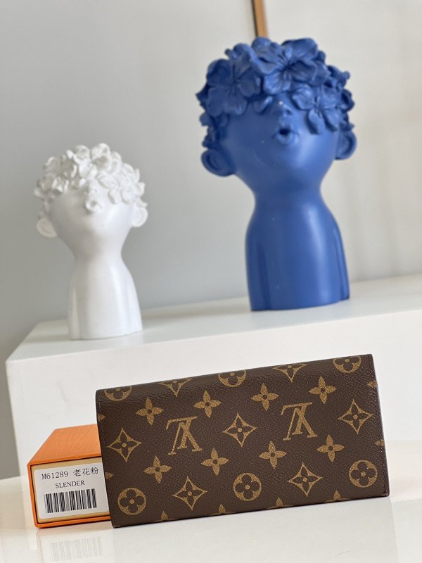 l**is V*t*n emilie wallet