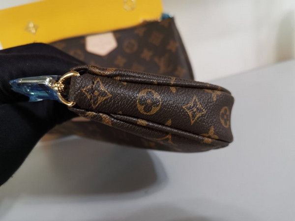 l**is V*t*n multi pochette accessoires - digital exclusive prelaunch