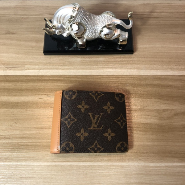 l**is V*t*n multiple wallet