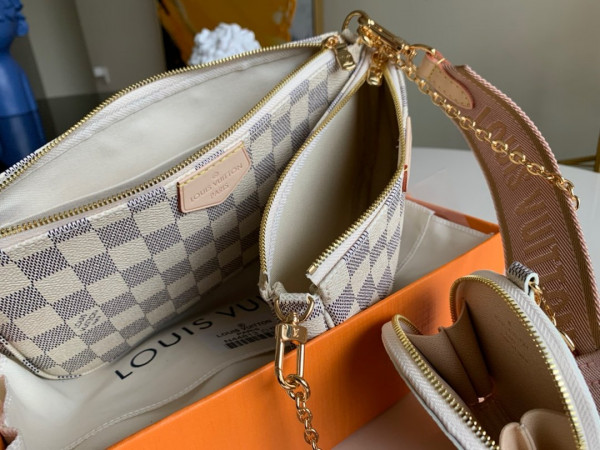 l**is V*t*n multi pochette accessoires