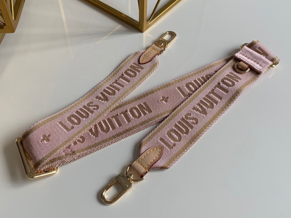 l**is V*t*n strap
