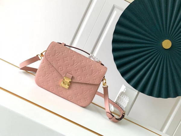 l**is V*t*n pochette metis