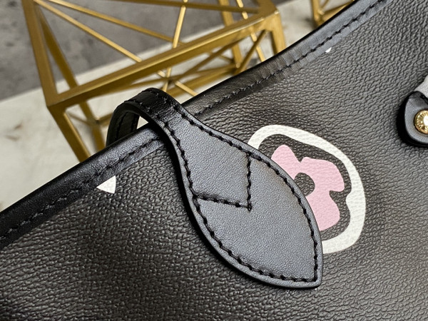 l**is V*t*n neverfull mm