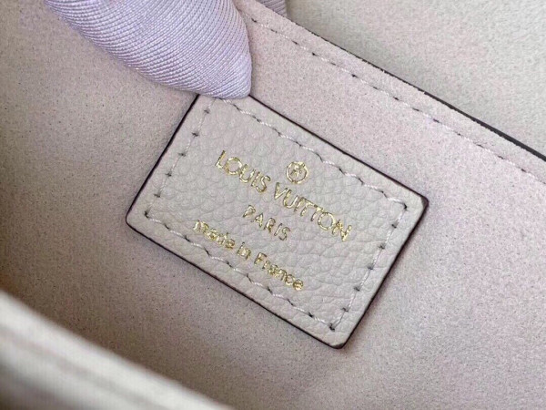 l**is V*t*n georges bb