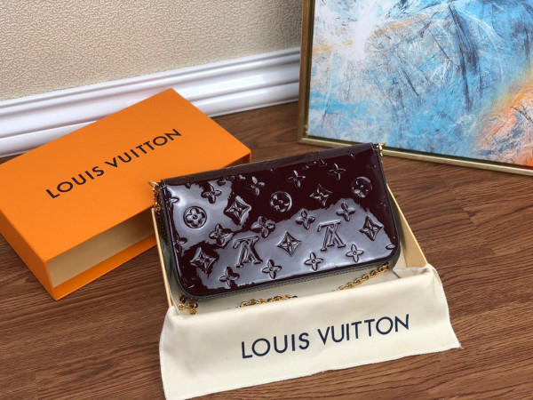 l**is V*t*n pochette fÉlicie