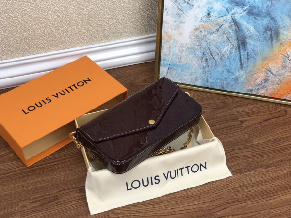 l**is V*t*n pochette fÉlicie