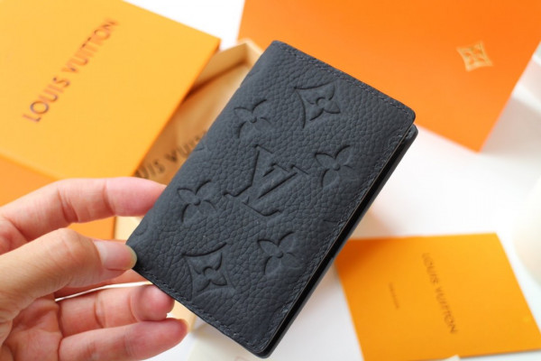 l**is V*t*n pocket organizer