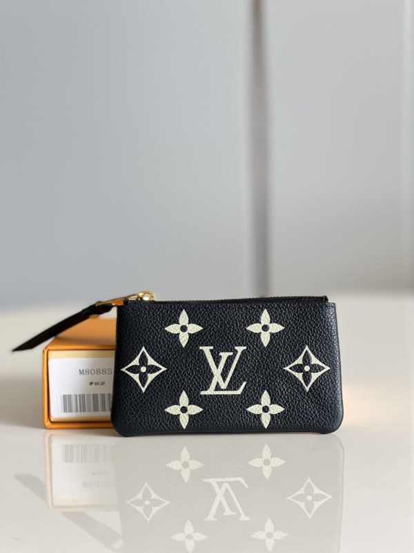 l**is V*t*n key pouch